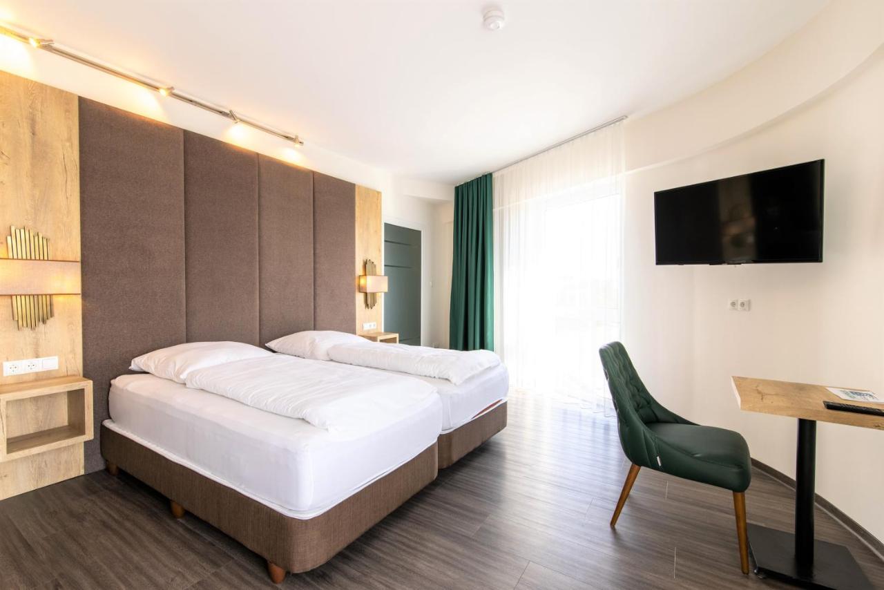 Luxstay Karben Neue Mitte - Self-Check-In Exterior photo